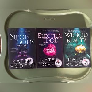 Katee Robert Dark Olympus series